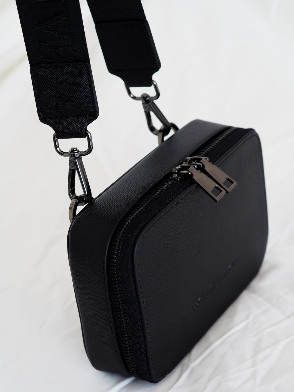 Crossbody Bag schwarz