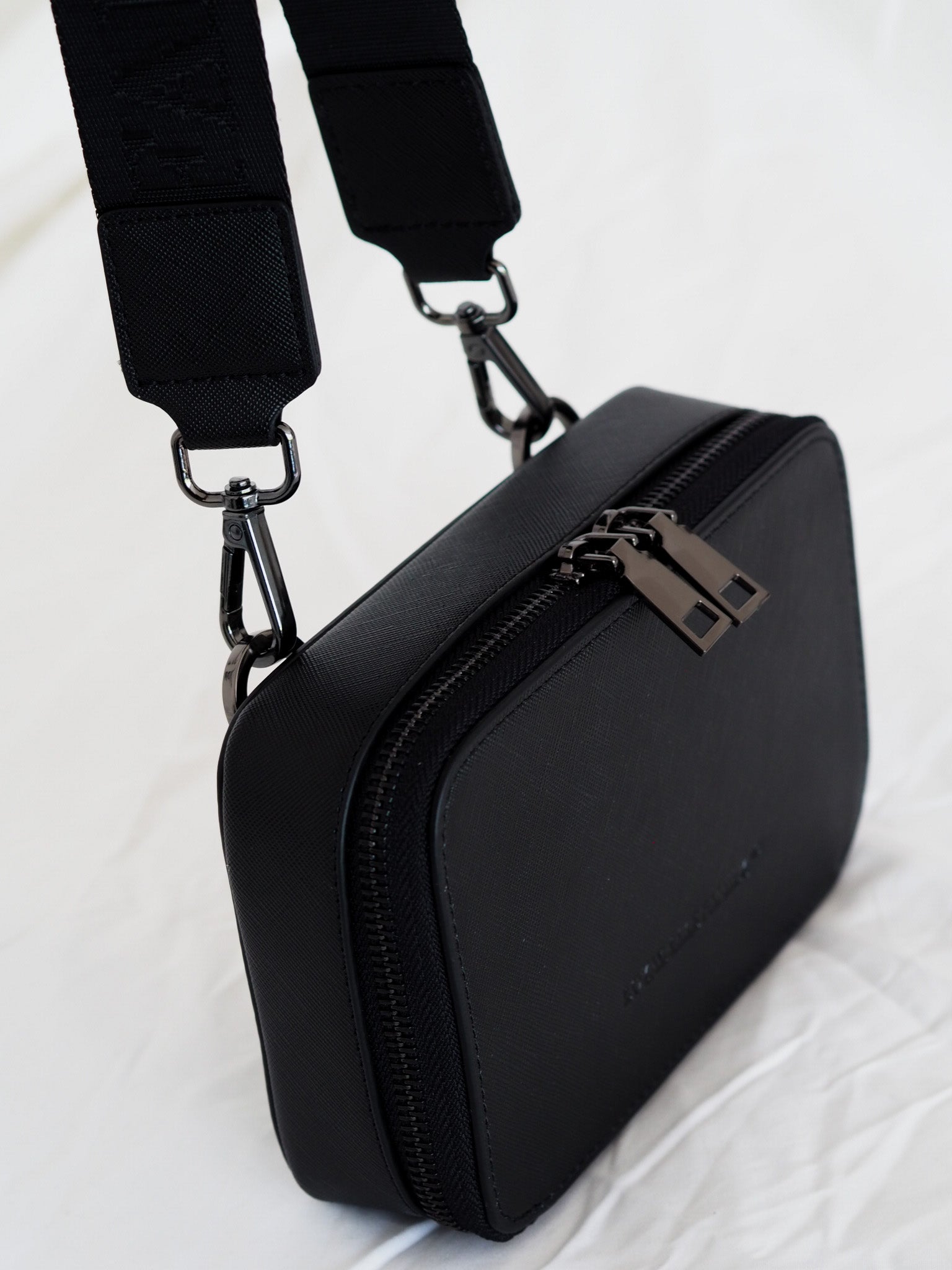 Crossbody Bag schwarz